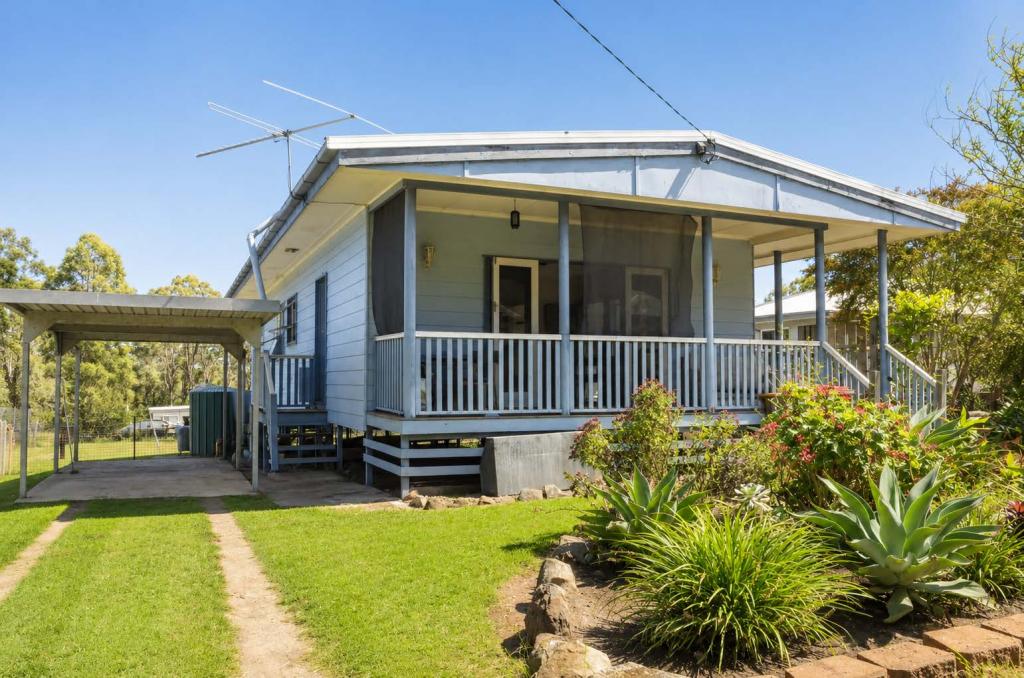 13 Dalkeith St, Nanango, QLD 4615