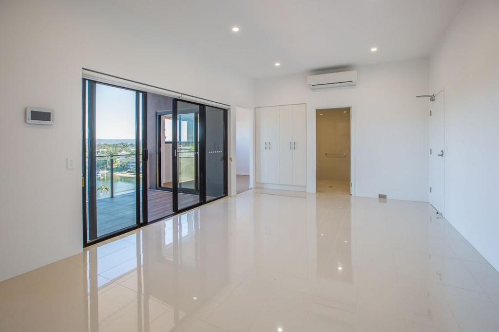 407/9 Hooker Bvd, Broadbeach Waters, QLD 4218
