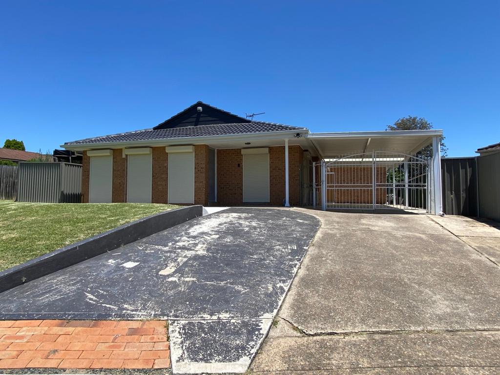 4 BRIGHT CL, EDENSOR PARK, NSW 2176