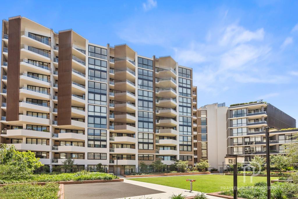 608/32 CIVIC WAY, ROUSE HILL, NSW 2155