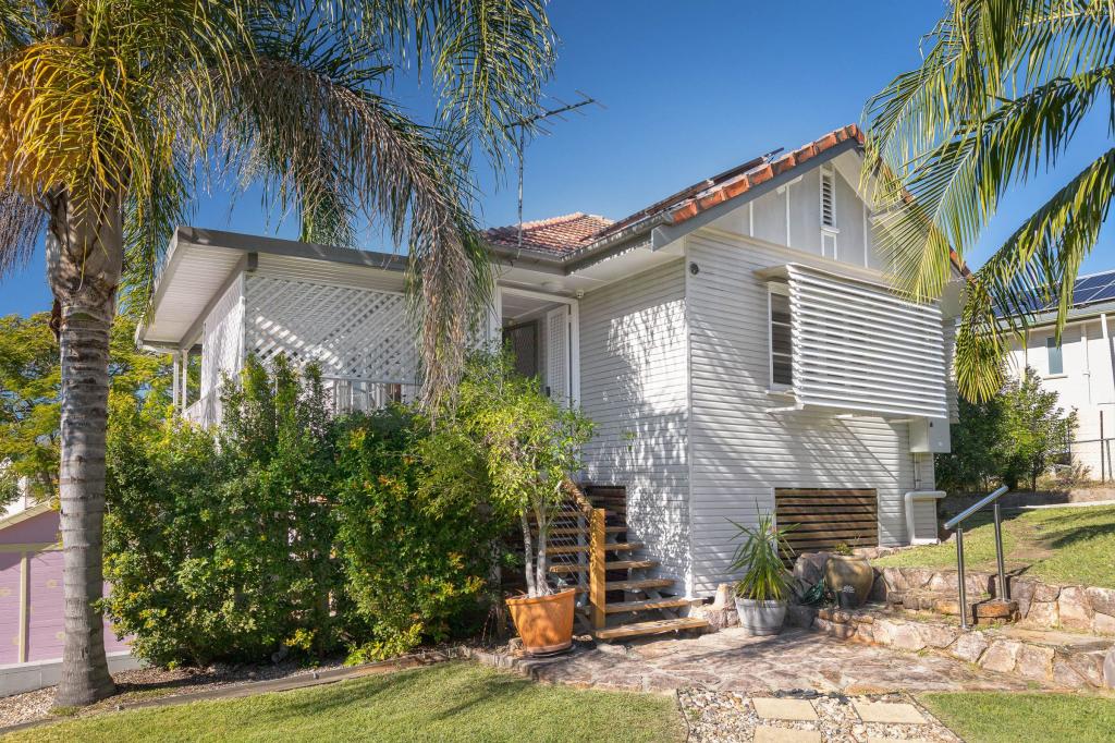 11 Opal St, Holland Park, QLD 4121