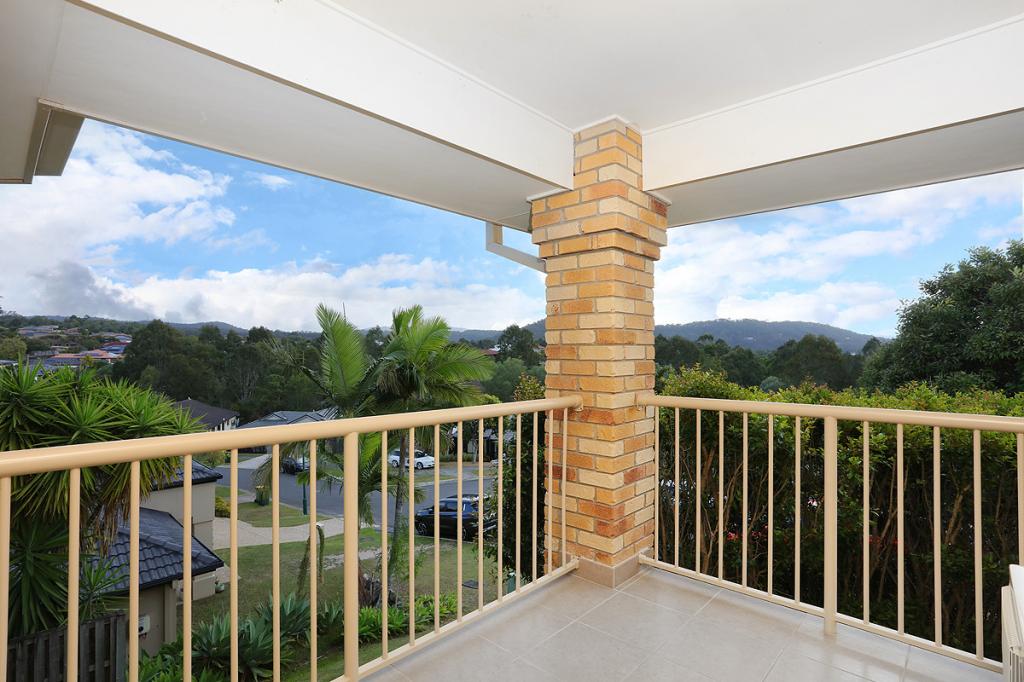 7 Angourie Cres, Pacific Pines, QLD 4211