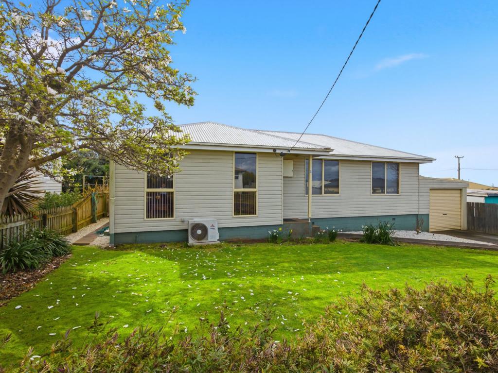 2 Bishton St, Devonport, TAS 7310