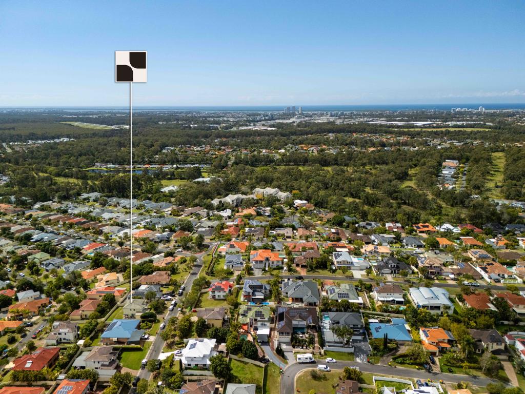 67 Ingles Cct, Arundel, QLD 4214