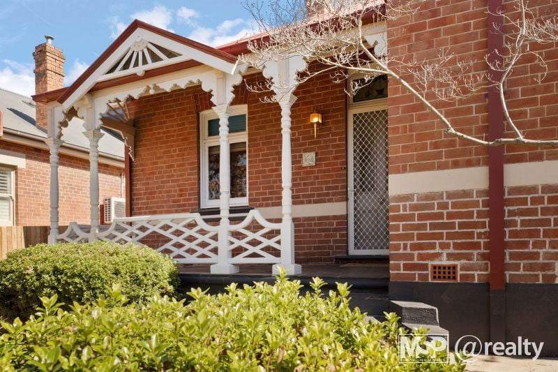 164 Rocket St, Bathurst, NSW 2795