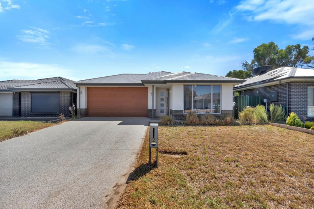 2 Braeview Cct, Evanston, SA 5116