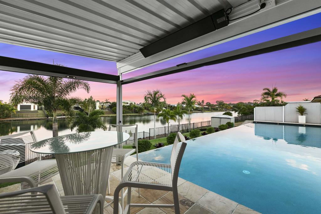 10 Earl Saint Vincent Cct, Eli Waters, QLD 4655