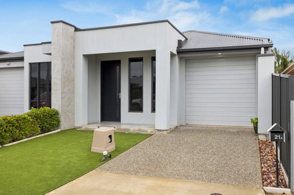 21a Dobson Dr, Pooraka, SA 5095