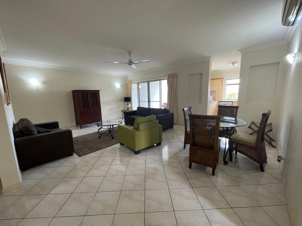 1522/2 Greenslopes St, Cairns North, QLD 4870