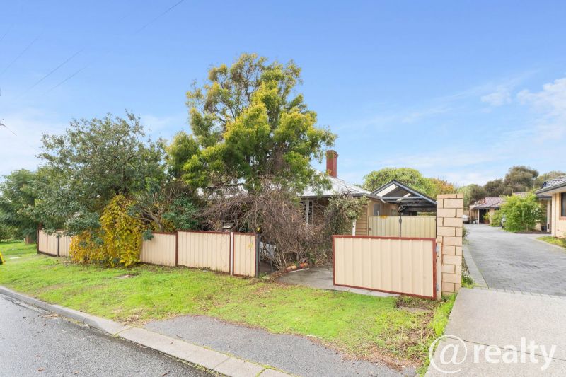 29 John St, Armadale, WA 6112