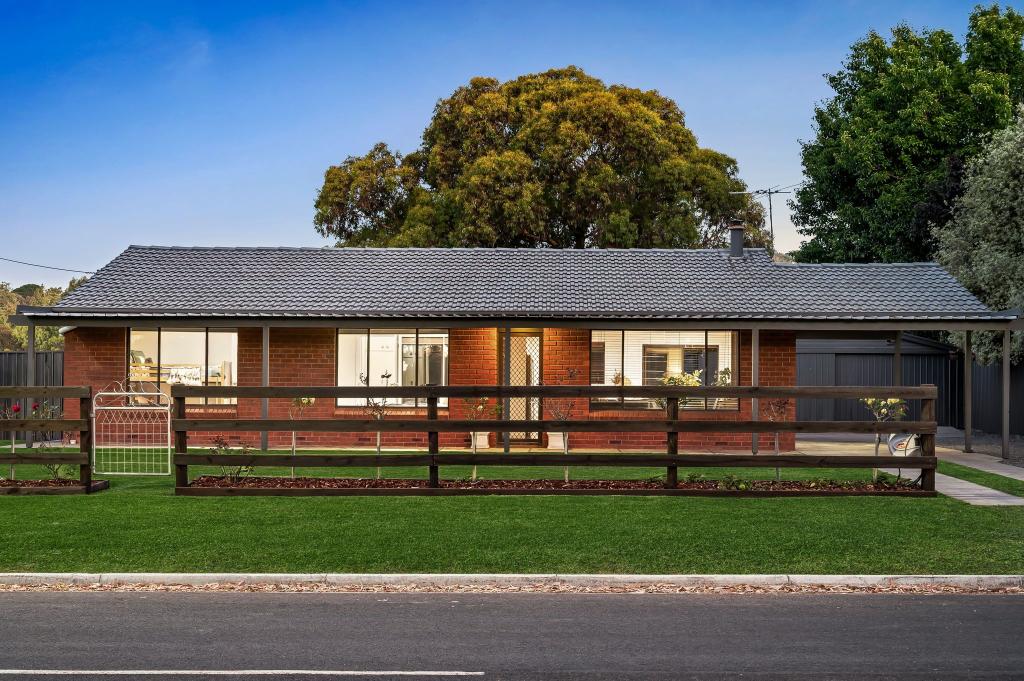 5 Nottage Rd, Meadows, SA 5201