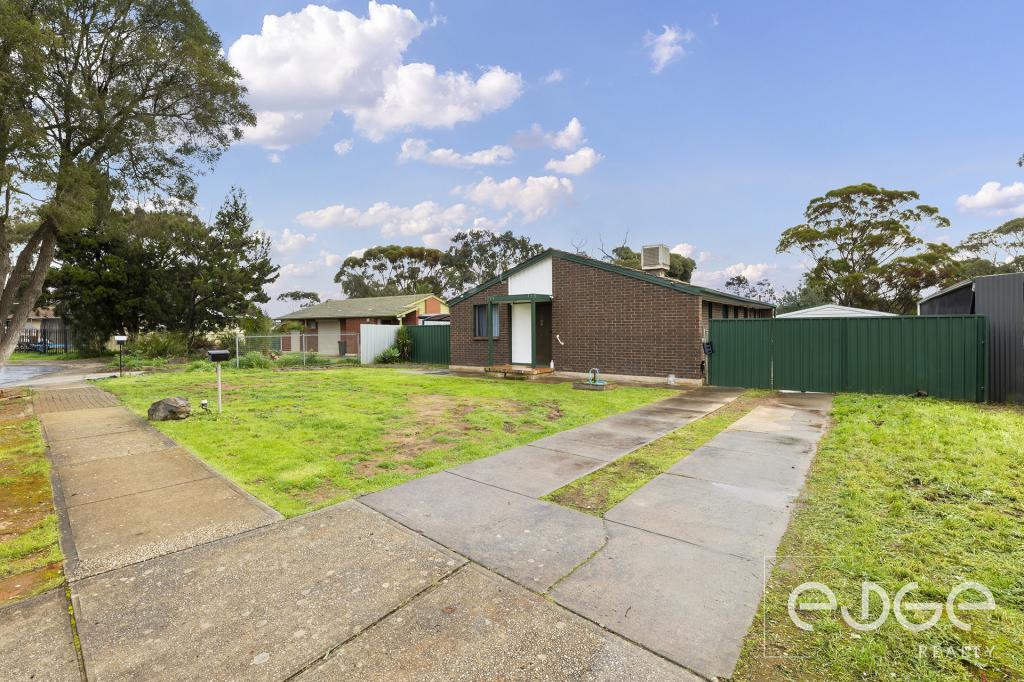 17 Doongara Cres, Munno Para, SA 5115