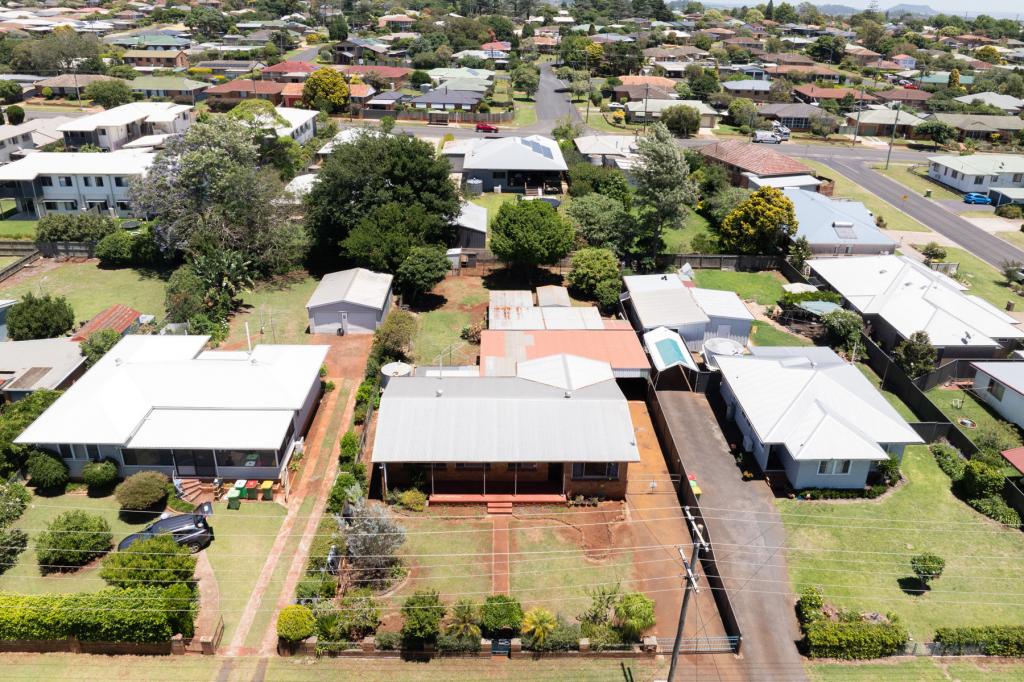 21 Merritt St, Harristown, QLD 4350