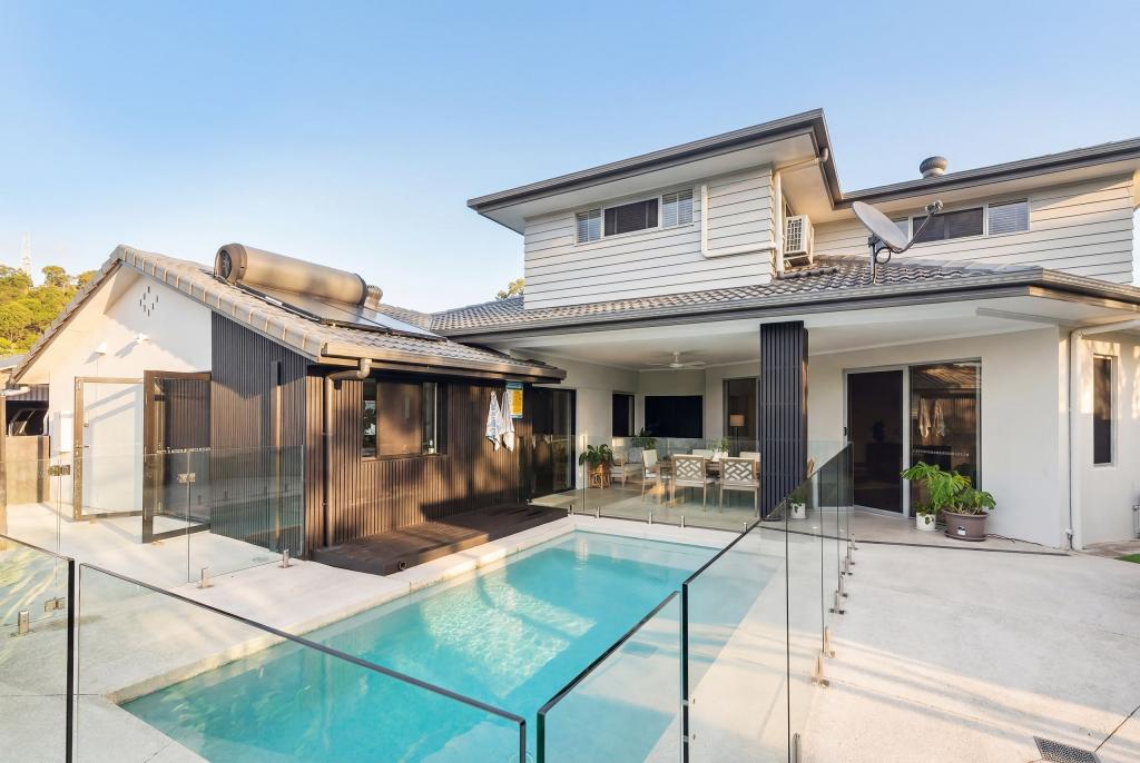 7 Seabrook St, Elanora, QLD 4221