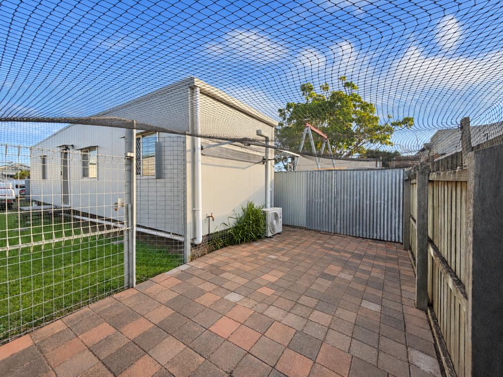 11A VICTORIA ST, BUNDABERG EAST, QLD 4670