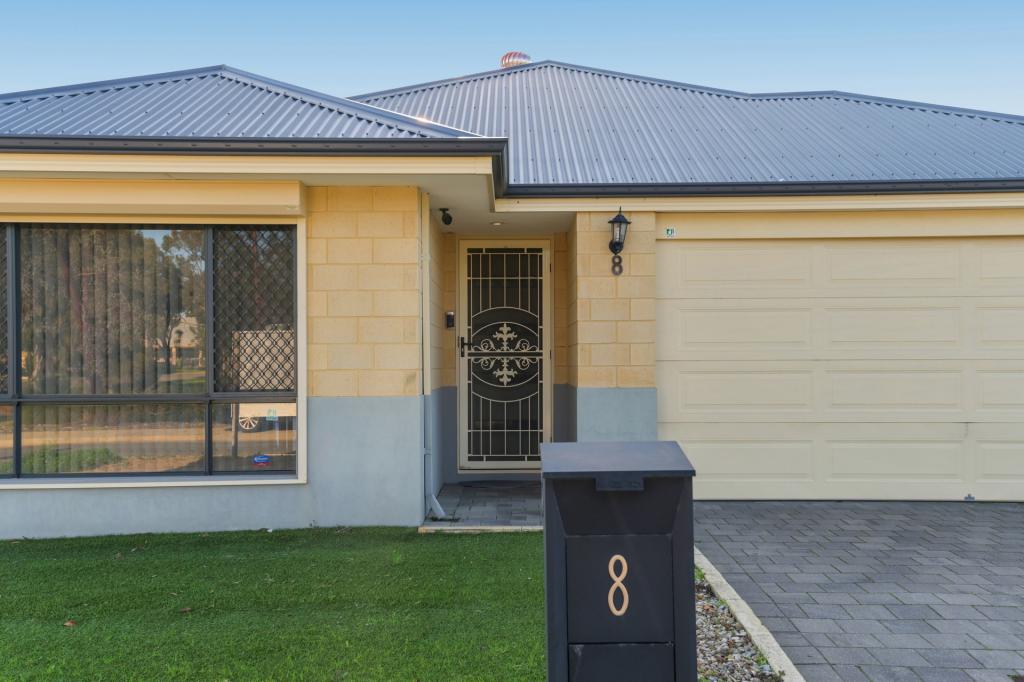 8 Bantry Dr, Maddington, WA 6109