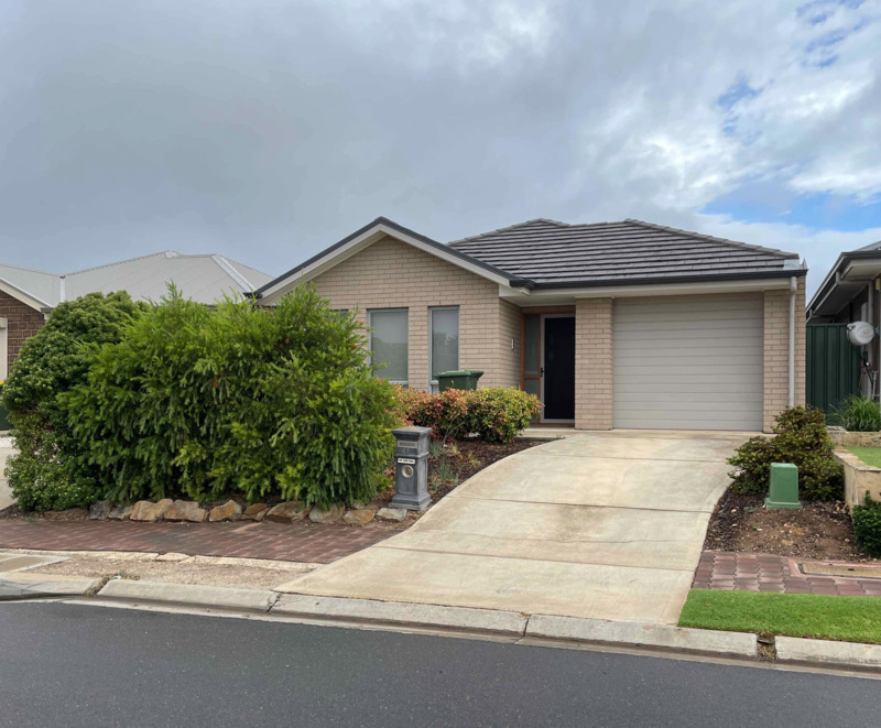 49 Seaway Rd, Hallett Cove, SA 5158
