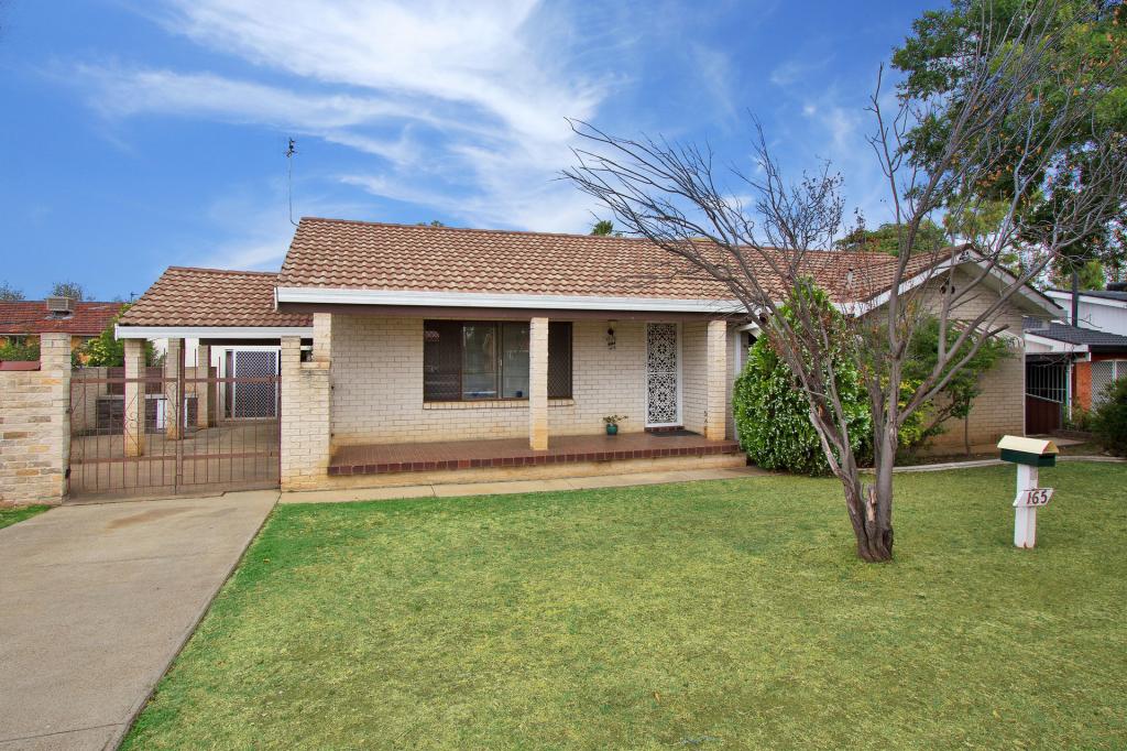 165 Hillvue Rd, Hillvue, NSW 2340