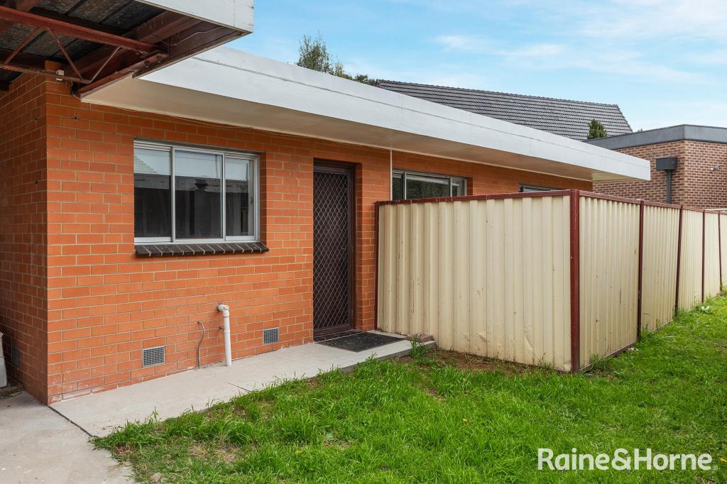 2/6 Albert Cres, St Albans, VIC 3021