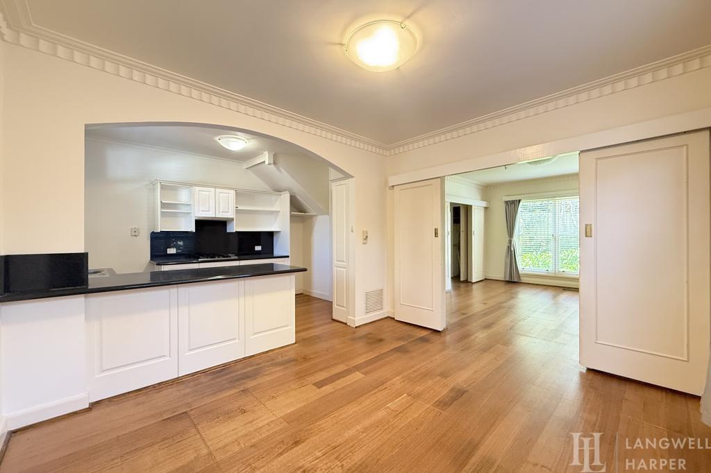 1/3 Stonehaven Ct, Toorak, VIC 3142