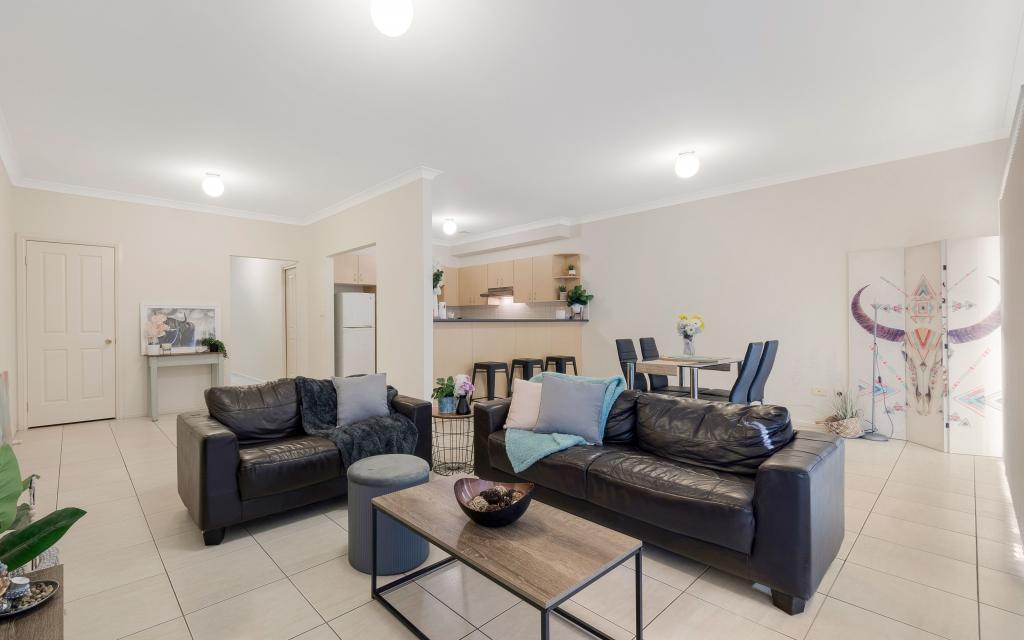 2/17 Brenda St, Ingleburn, NSW 2565