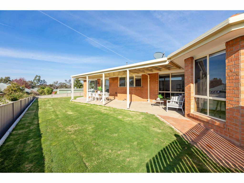 31 Severin Ct, Thurgoona, NSW 2640