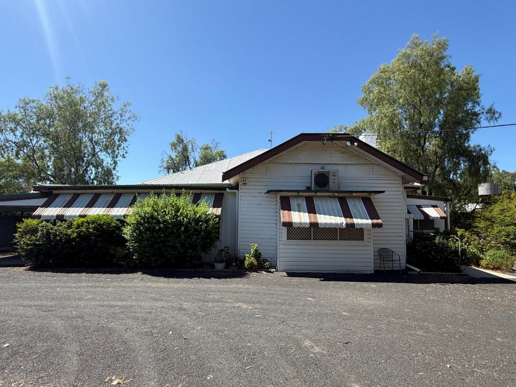 10 Webb Ave, Moree, NSW 2400