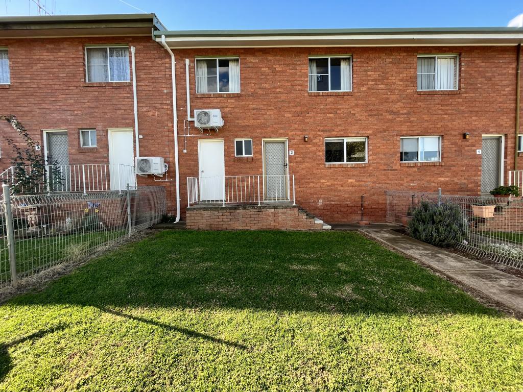 2/11 Albert St, Parkes, NSW 2870