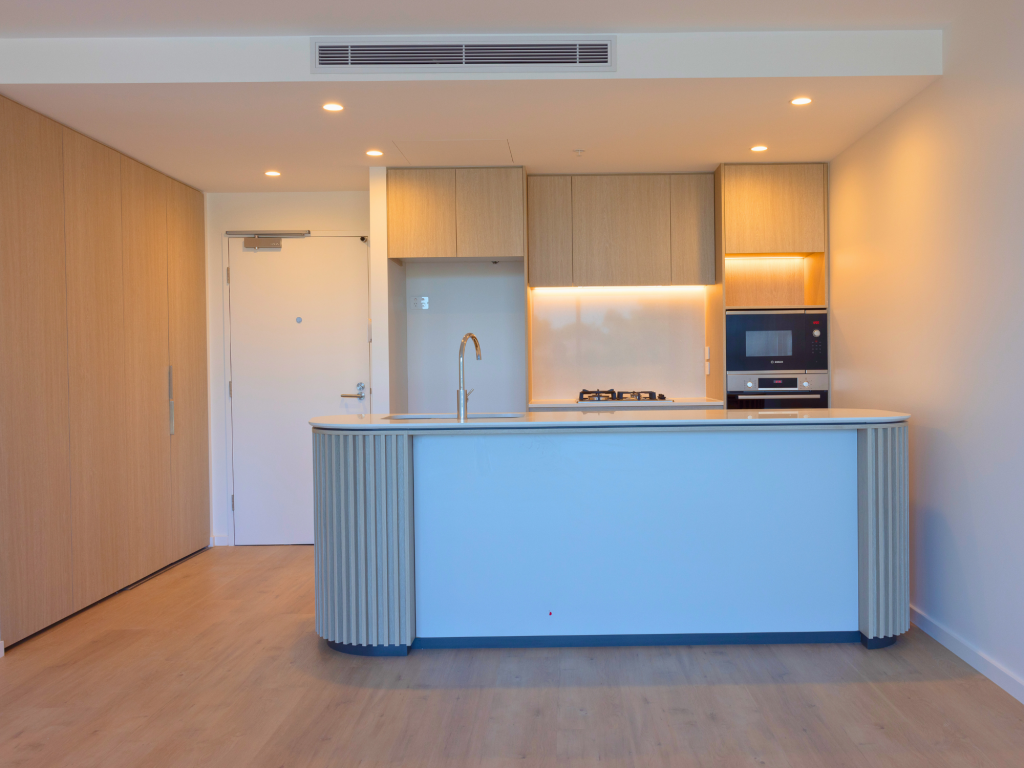 1901/180 MARINE PDE, LABRADOR, QLD 4215