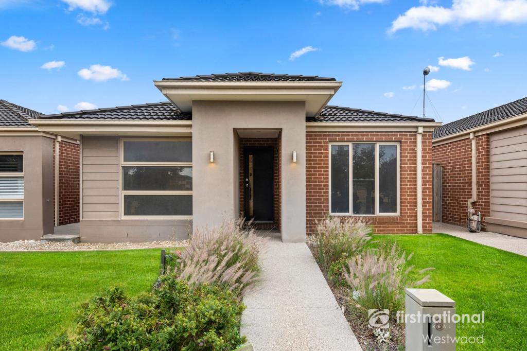 8 Maslin Walk, Point Cook, VIC 3030