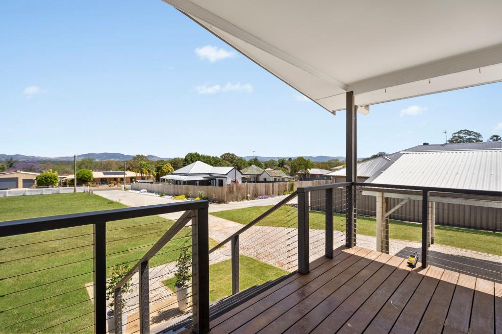 12 Bowen St, Helidon, QLD 4344