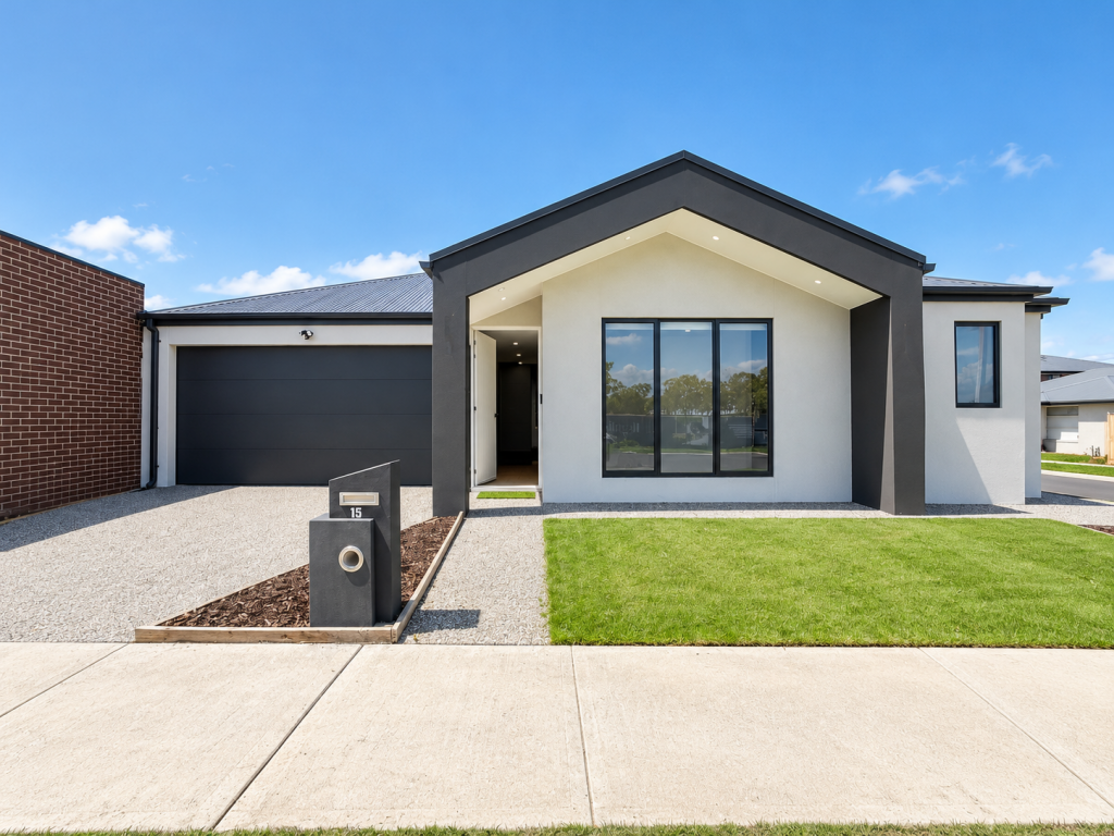 15 HALOUMI RD, DONNYBROOK, VIC 3064