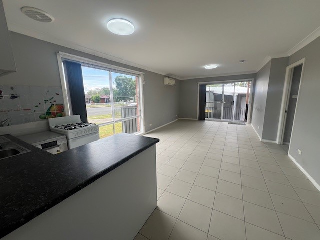 7a Evelyn St, Macquarie Fields, NSW 2564