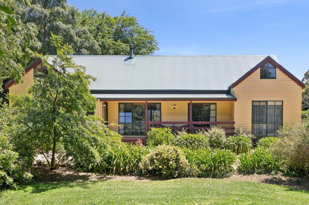 10 Scotia Pl, Woodend, VIC 3442