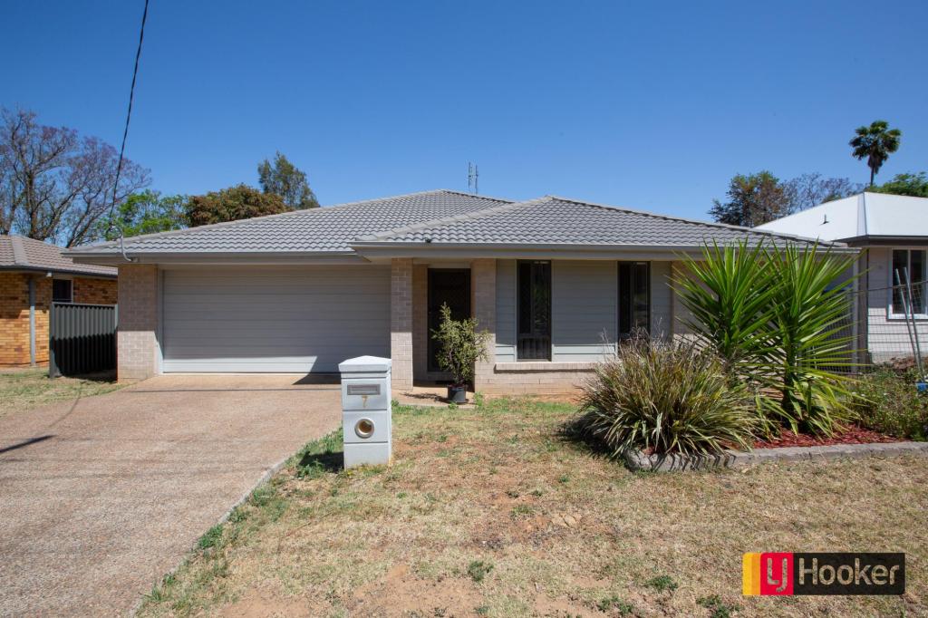 7 Mountview Cres, Oxley Vale, NSW 2340