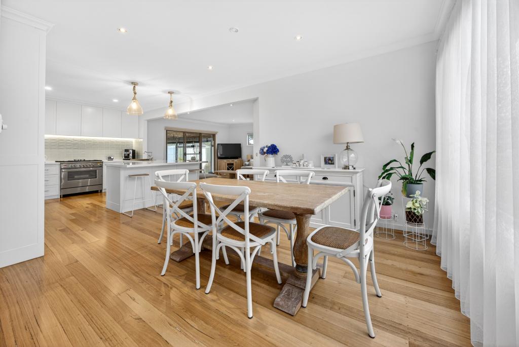 8 Illaroo St, Capel Sound, VIC 3940