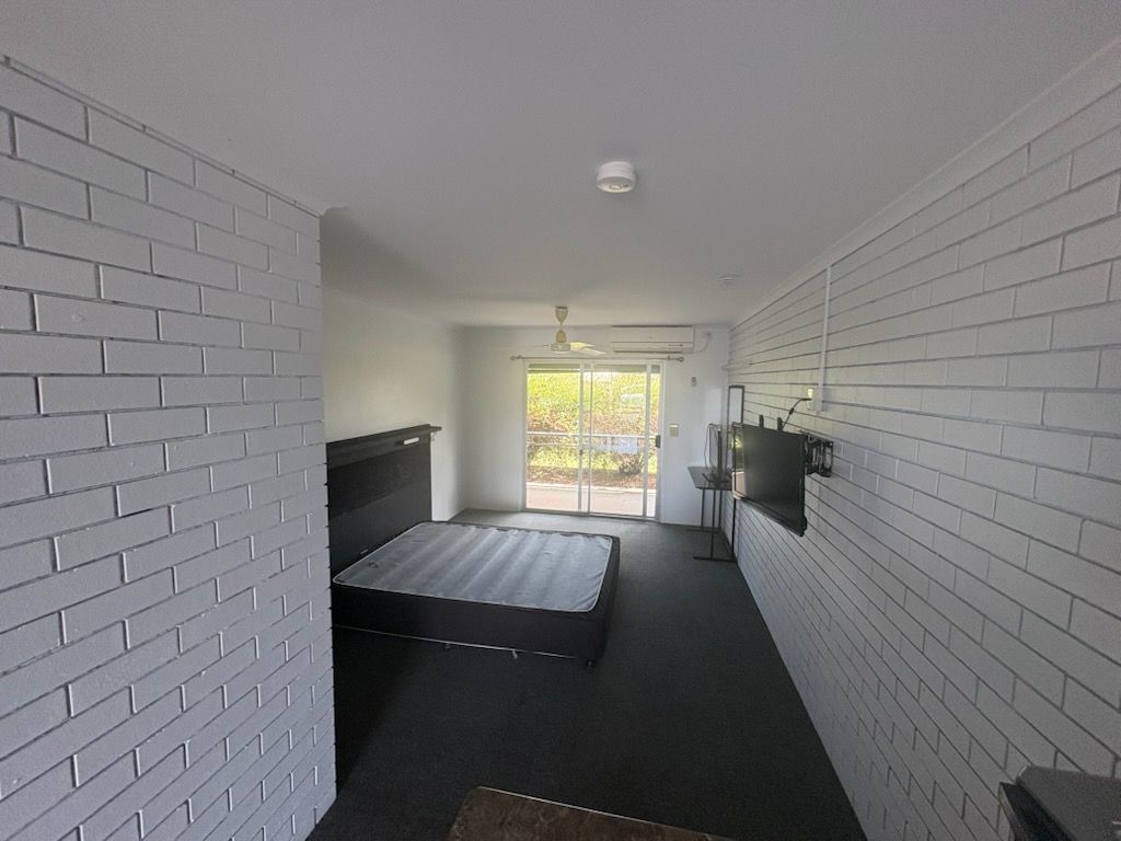 Unit 4/6-12 Kingsthorpe-Haden Rd, Kingsthorpe, QLD 4400