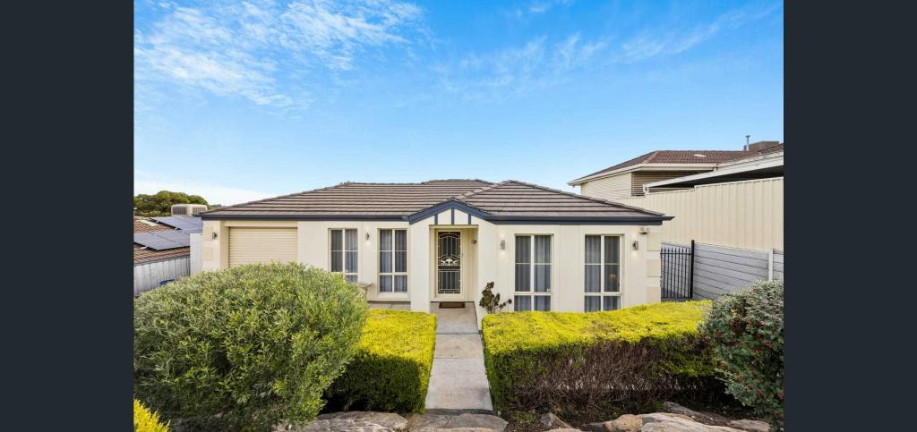 16 Bell Ct, Valley View, SA 5093