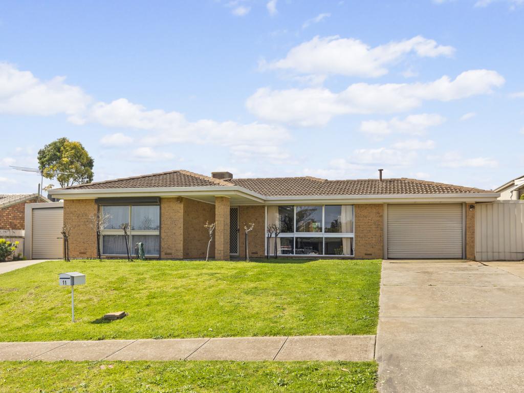 11 Macdonald Rd, Christie Downs, SA 5164