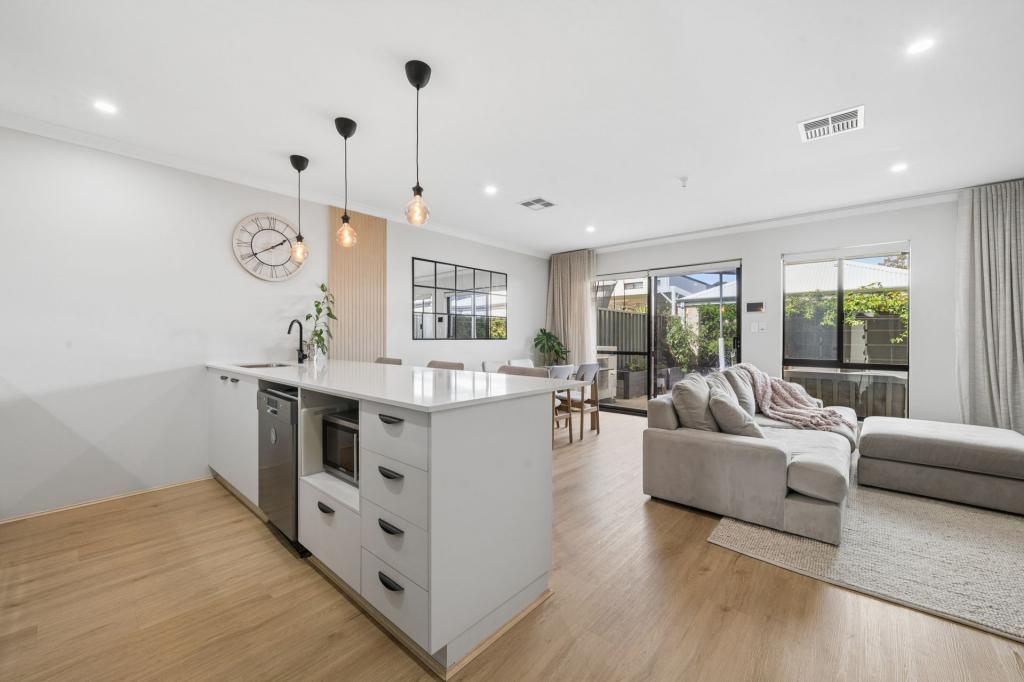 22 Equitation Tce, Cockburn Central, WA 6164