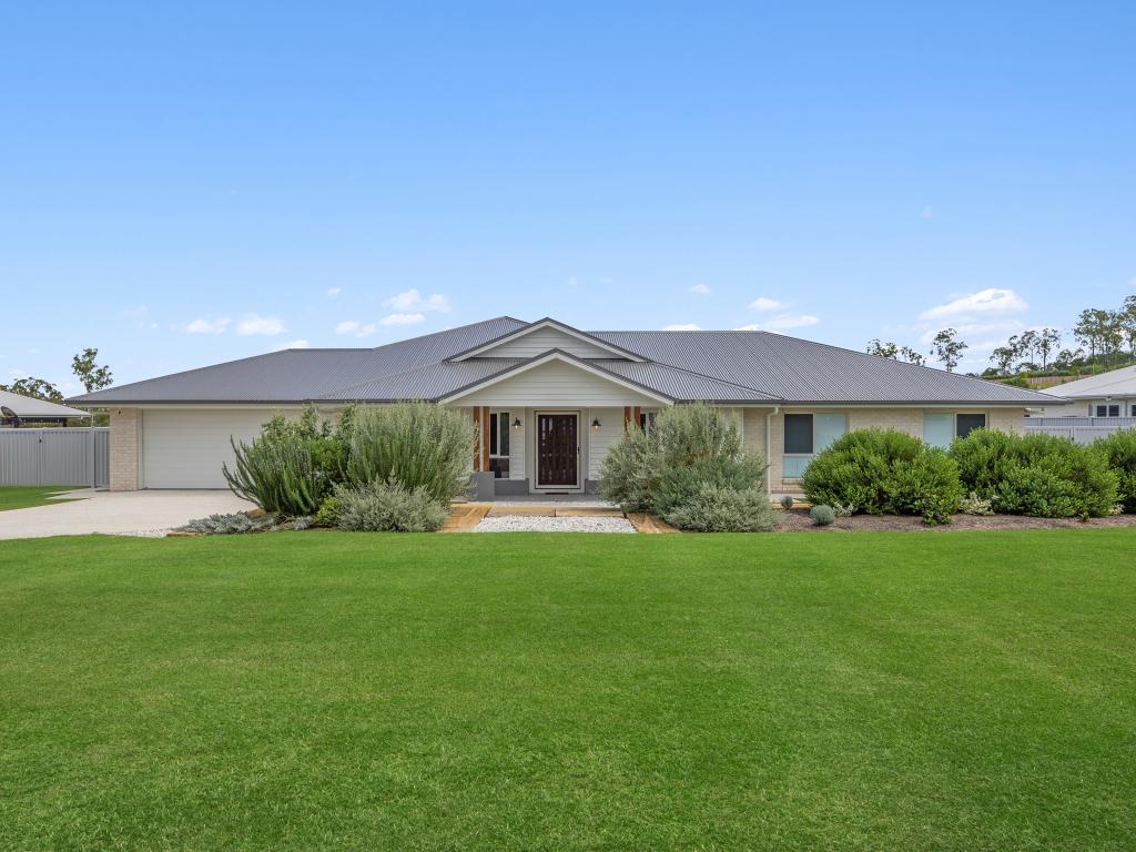 35 Gloucester Dr, Deebing Heights, QLD 4306