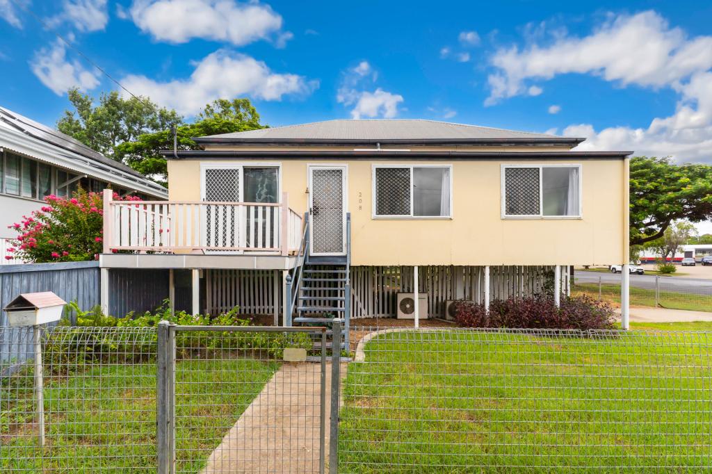 208 West St, Allenstown, QLD 4700