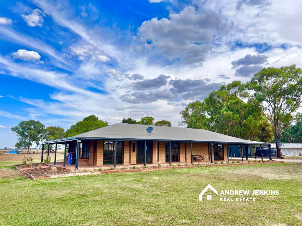 109 Barnes Rd, Cobram East, VIC 3644