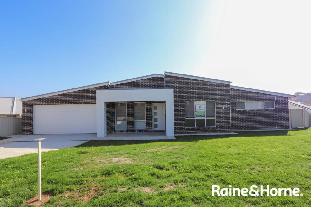 2a Vincent Cres, Kelso, NSW 2795