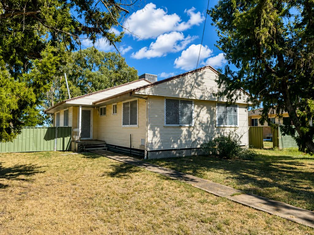 371 Chester St, Moree, NSW 2400