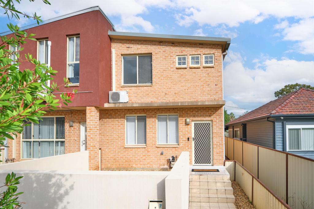 7/12-16 BRADMAN ST, MERRYLANDS, NSW 2160