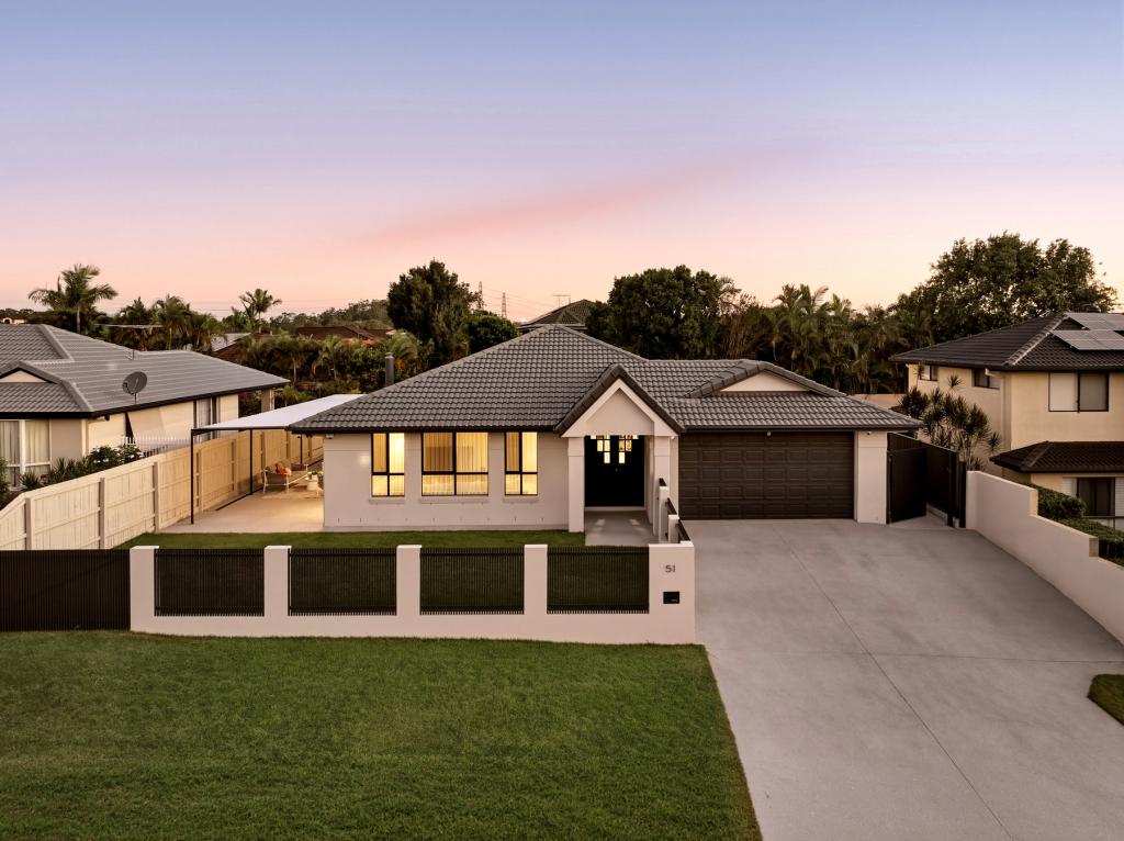 51 Oakley St, Carindale, QLD 4152