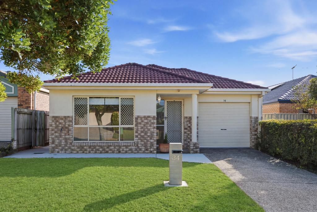 34 Grampion Cct, North Lakes, QLD 4509