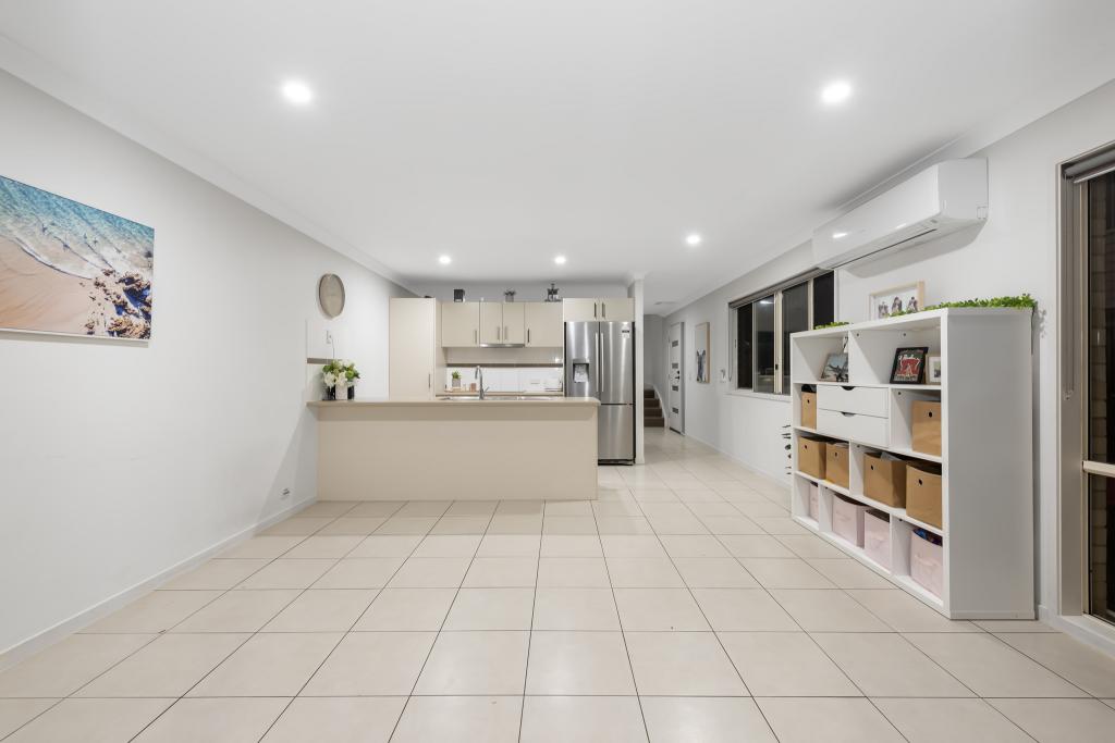 1/8 Michaels Prom, Coomera, QLD 4209