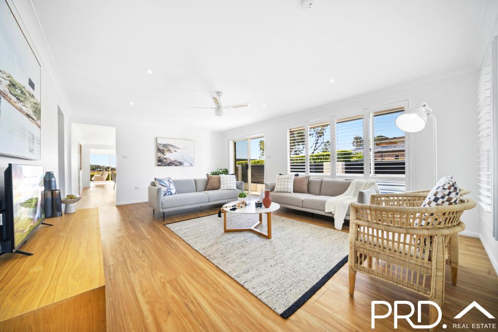 832 HENRY LAWSON DR, PICNIC POINT, NSW 2213